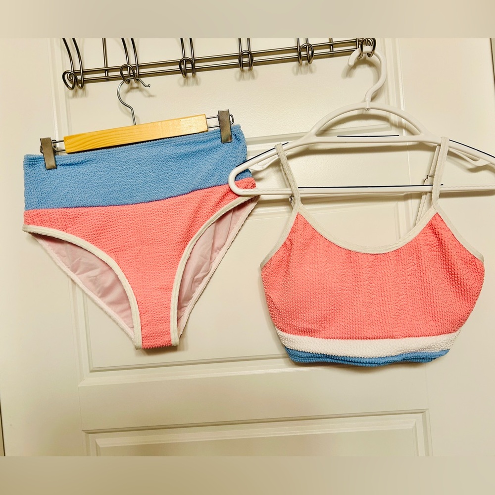 *BRAND NEW * Pink Lily Pink and Blue Bikini Set